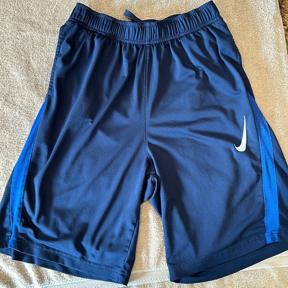 Boys XL Nike dri fit shorts